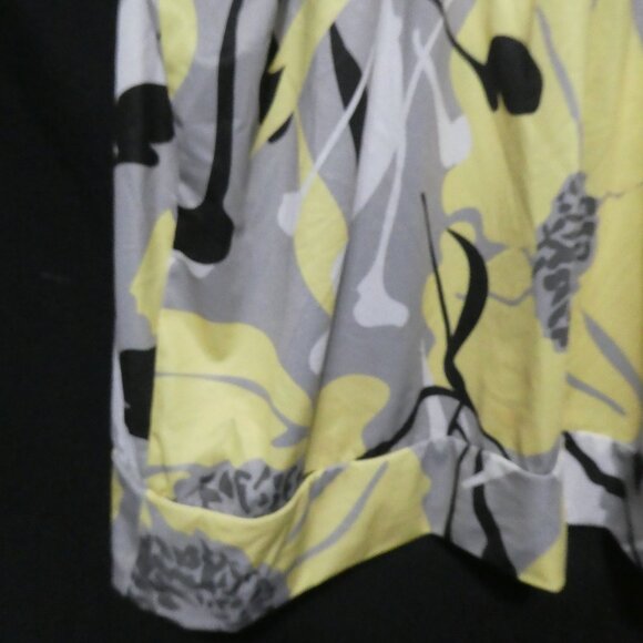 GEORGE PLUS | 3X | Gorgeous Floral Print Sleeveless Blouse - Picture 6 of 13